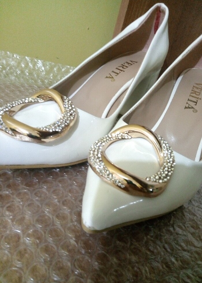Beyaz topuklu ayakkabi - Görsel 5