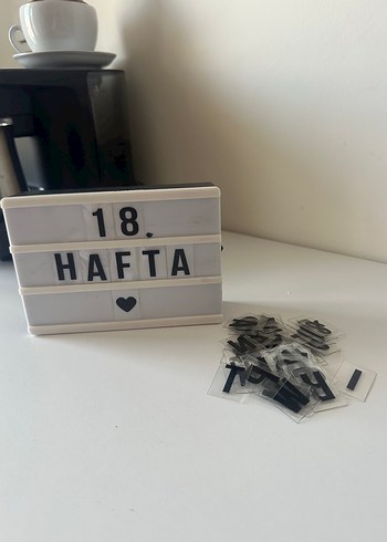 Harfli sayılı ışıklı mini yazı panosu