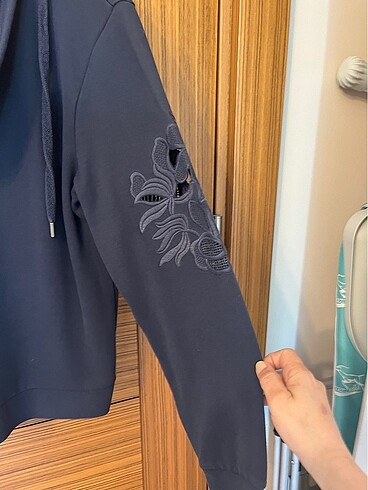 m Beden lacivert Renk Çok şık bir sweatshirt