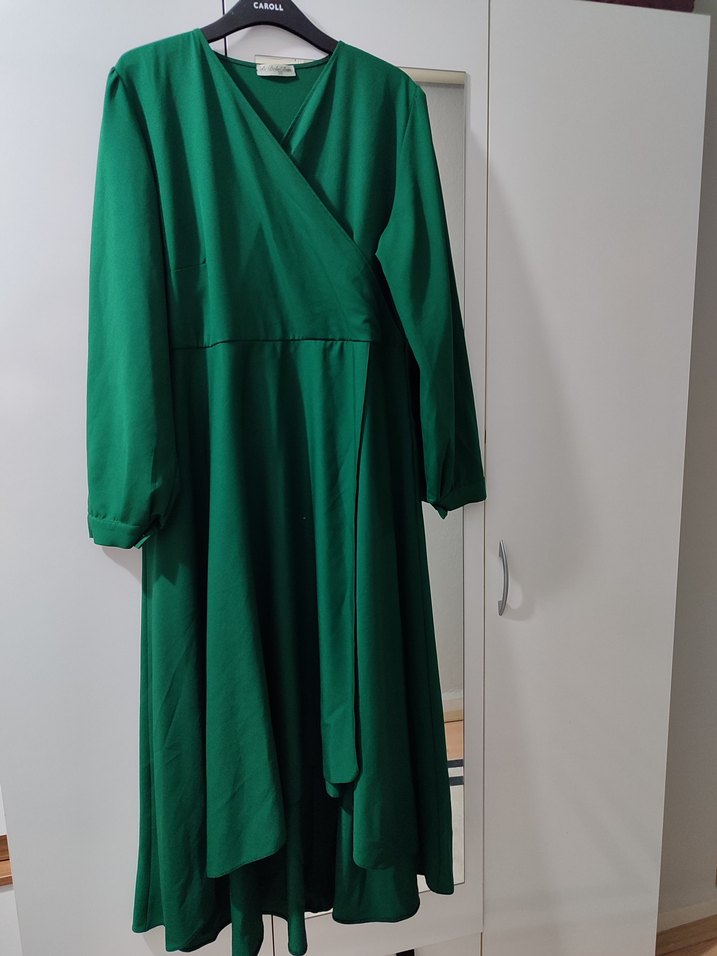 Uzun Yeşil Drapeli V Yaka Elbise - Görsel 4