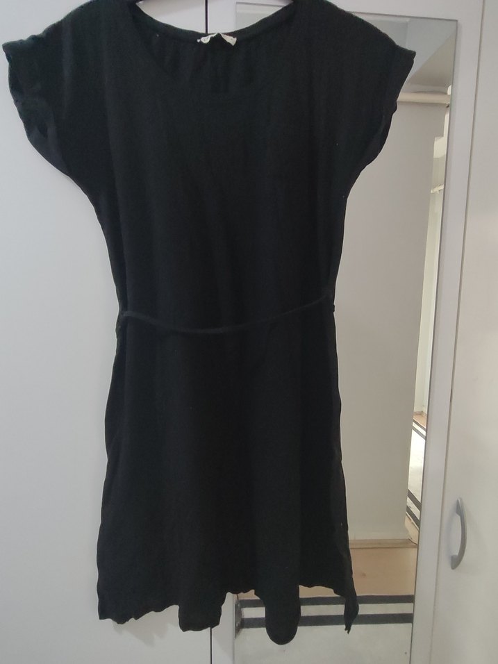 Kemerli Siyah elbise - Görsel 2