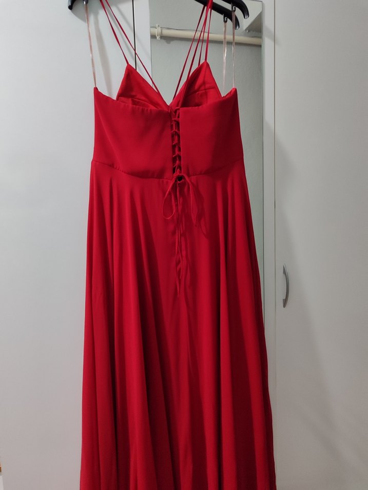Uzun Parlak Kırmızı V Yaka Kadın Abiye Elbise - Görsel 4
