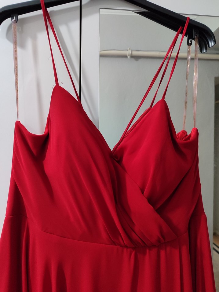 Uzun Parlak Kırmızı V Yaka Kadın Abiye Elbise - Görsel 2