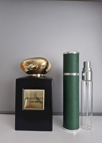 Armani Prive Cuir Noir