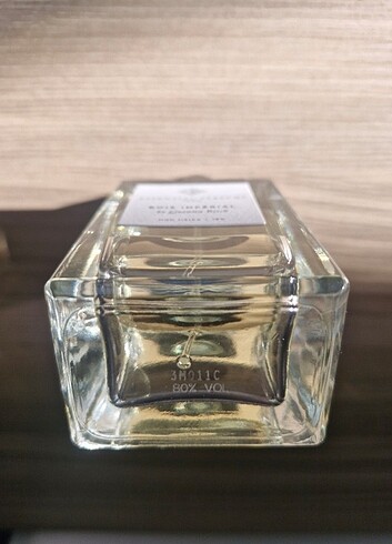 Essential Parfums Bois Imperial