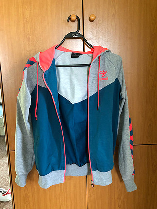 m Beden Hummel ceket