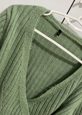 Yeşil V Yakalı Triko Kadın Kazak - Görsel 3