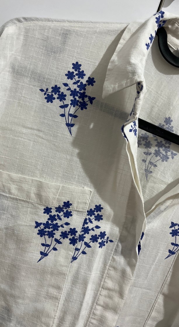 Çiçek Desenli Keten Uzun Kollu Gömlek - Görsel 3