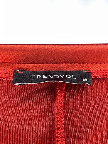 38 Beden çeşitli Renk Trendyol & Milla Midi Etek %70 İndirimli.