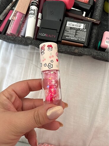 Mac allure lip gloss