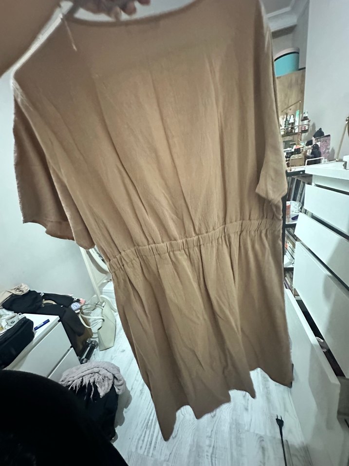 V Yaka Bej Midi Keten Elbise - Görsel 5