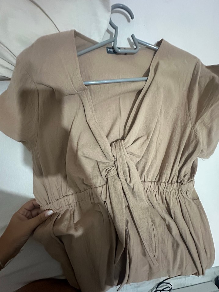 V Yaka Bej Midi Keten Elbise - Görsel 4