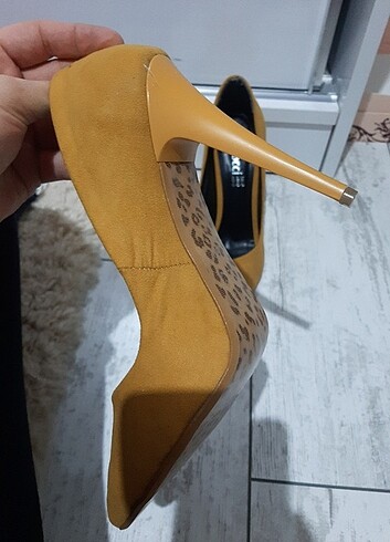 39 Beden Hardal stiletto Ayakkabi