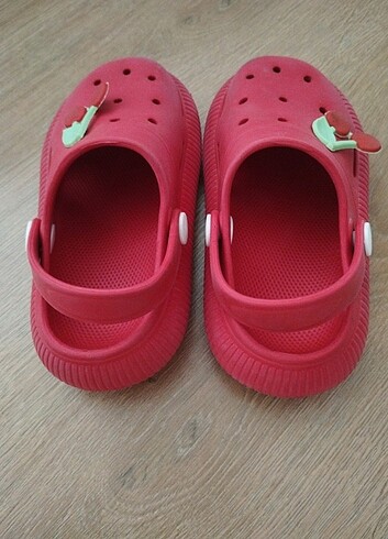 26 Beden Crocs terlık