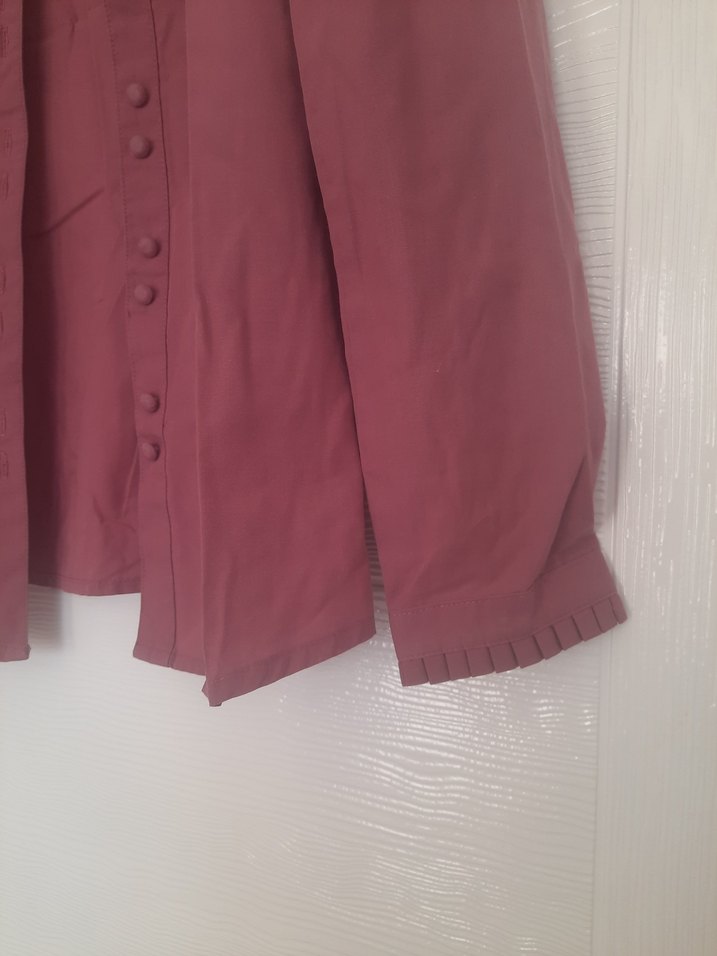 Bordo Düğmeli Kadın Gömlek - Görsel 4