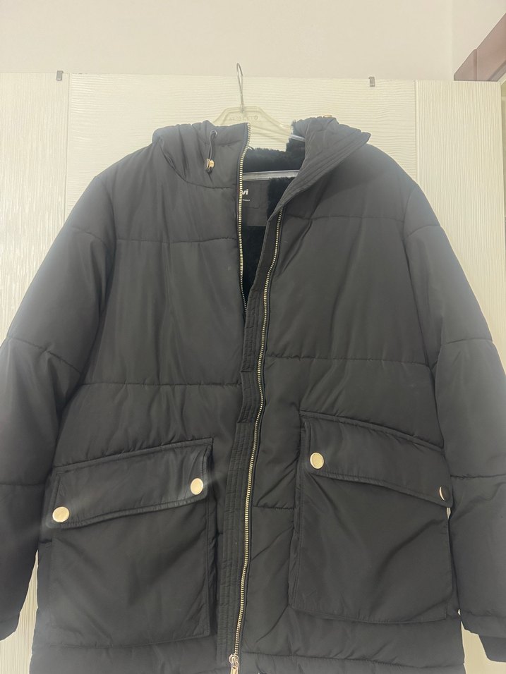 Siyah Fermuarlı Kadın Kışlık Mont - Görsel 3