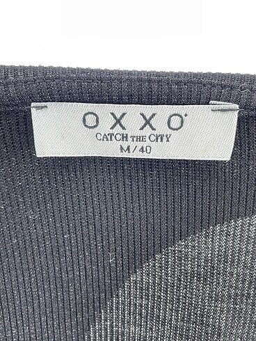 40 Beden siyah Renk oxxo Bluz %70 İndirimli.