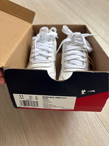28 Beden beyaz Renk Reebok Royal Prime Sıfır Kutusunda Orjinal