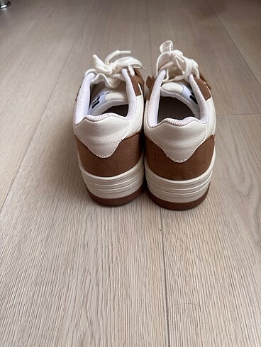 39 Beden beyaz Renk Fila 39 numara Sneaker