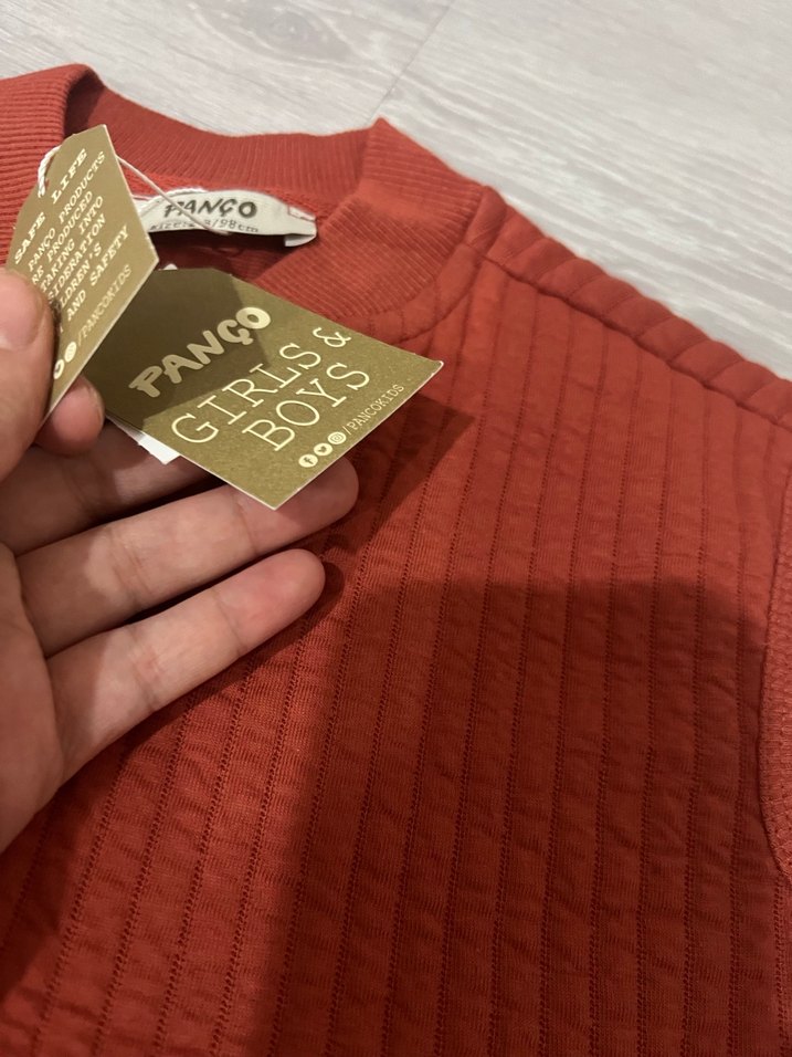 Erkek Çocuk Kırmızı Kolsuz Keten Yelek - Görsel 3