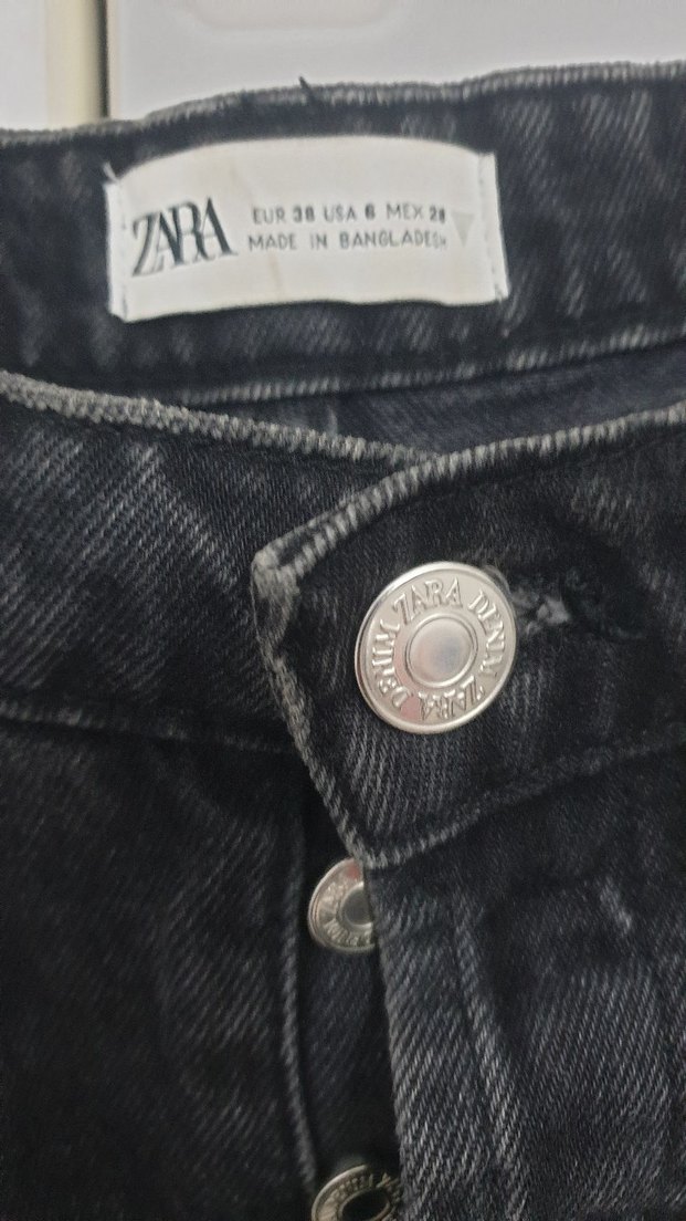 Düğmeli Siyah Mini Denim Şort - Görsel 2