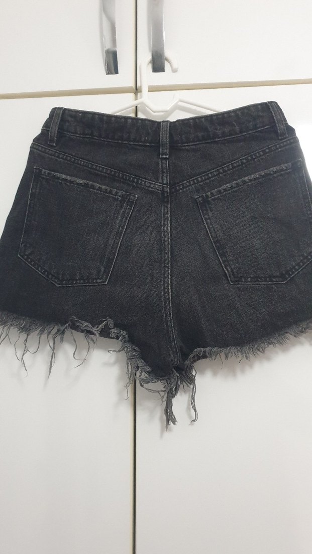 Düğmeli Siyah Mini Denim Şort - Görsel 3