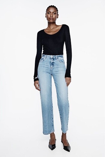 Zara straight high waist jean z1975