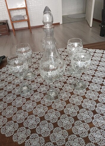 Ayaklı bardak sürahi altın yaldızlı 