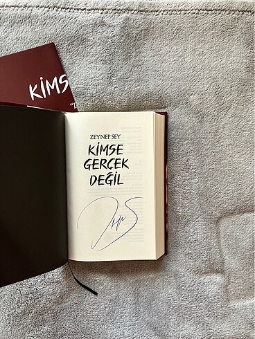  Kimse gerçek değil zeynep sey (imzalı)