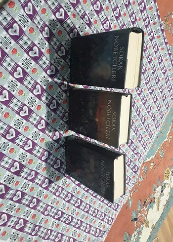 Sokak Nöbetçileri - Aslı Arslan 3 Kitap