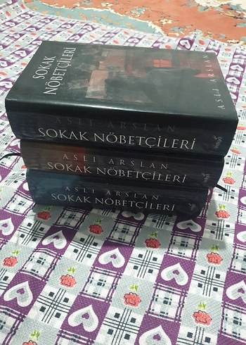 Sokak Nöbetçileri - Aslı Arslan 3 Kitap