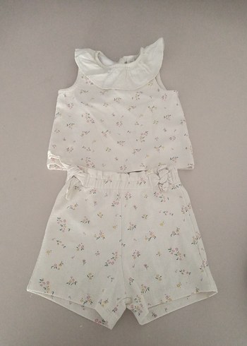 Beyaz Fırfırlı Kolsuz Bebek Kız Takımı