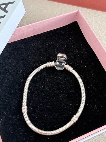 Pandora Orijinal Pandora bileklik