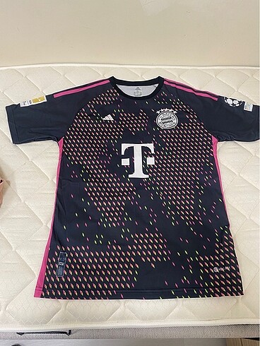 Bayern Münih forma