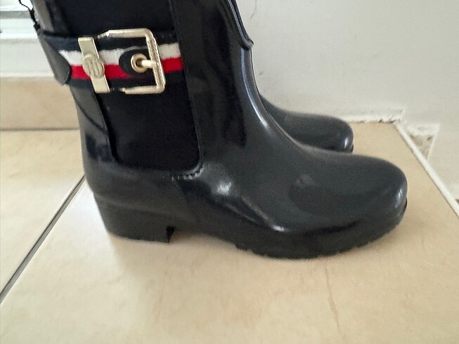 Tommy Hilfiger 36 no lacivert yapmur botu