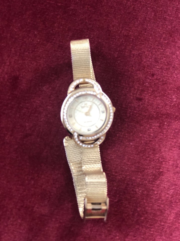 Altın Renk Kadın Kol Saati Parlak Taşlı - Görsel 2