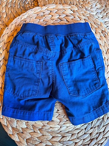 6-9 Ay Beden H&M baby şort