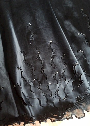 Siyah İşlemeli Uzun Kadın Etek - Görsel 2