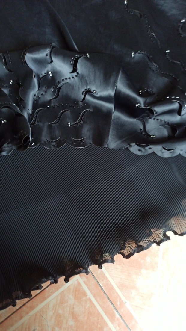 Siyah İşlemeli Uzun Kadın Etek - Görsel 4