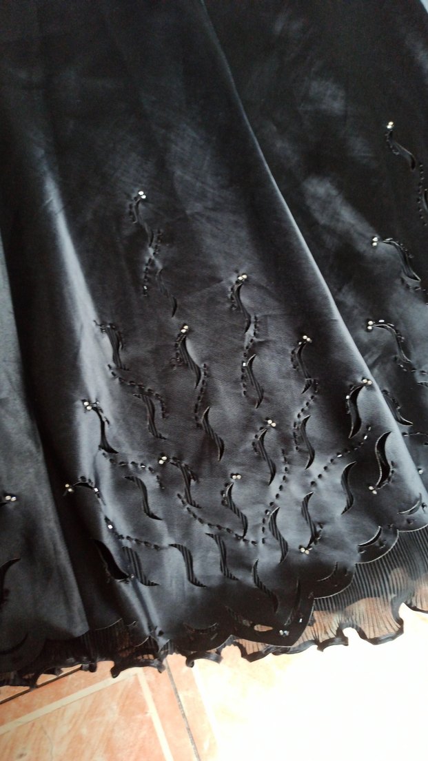 Siyah İşlemeli Uzun Kadın Etek - Görsel 2