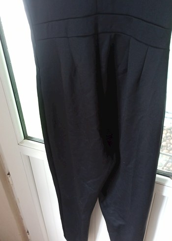 Siyah Kemerli V Yaka Kadın Tulum - Görsel 3