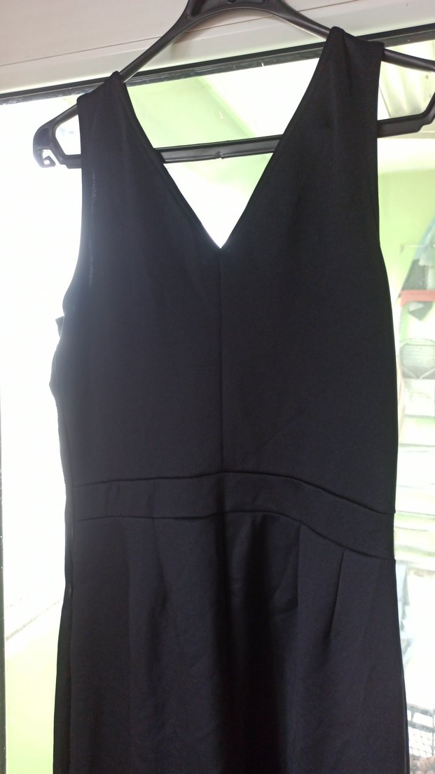 Siyah Kemerli V Yaka Kadın Tulum - Görsel 2