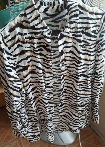 Zebra Desenli Kadın Gömlek - Görsel 4