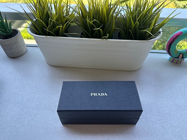 Prada gözlük