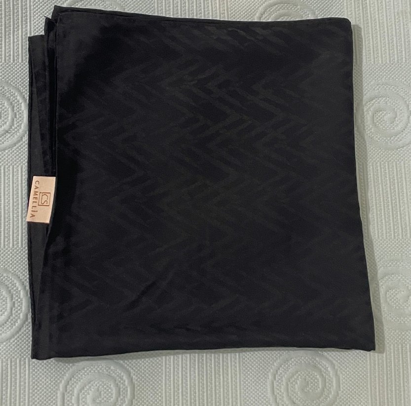 Ipeksi jakar zikzak desen eşarp siyah - Görsel 2