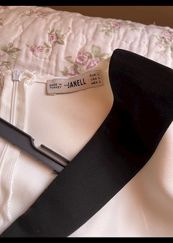 Düğmeli V Yaka Midi Beyaz Kadın Elbise nikah elbisesi - Görsel 4