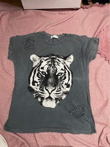 Leoparlı üst