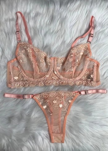 İşlemeli Pembe Bohem Bralet Takımı
