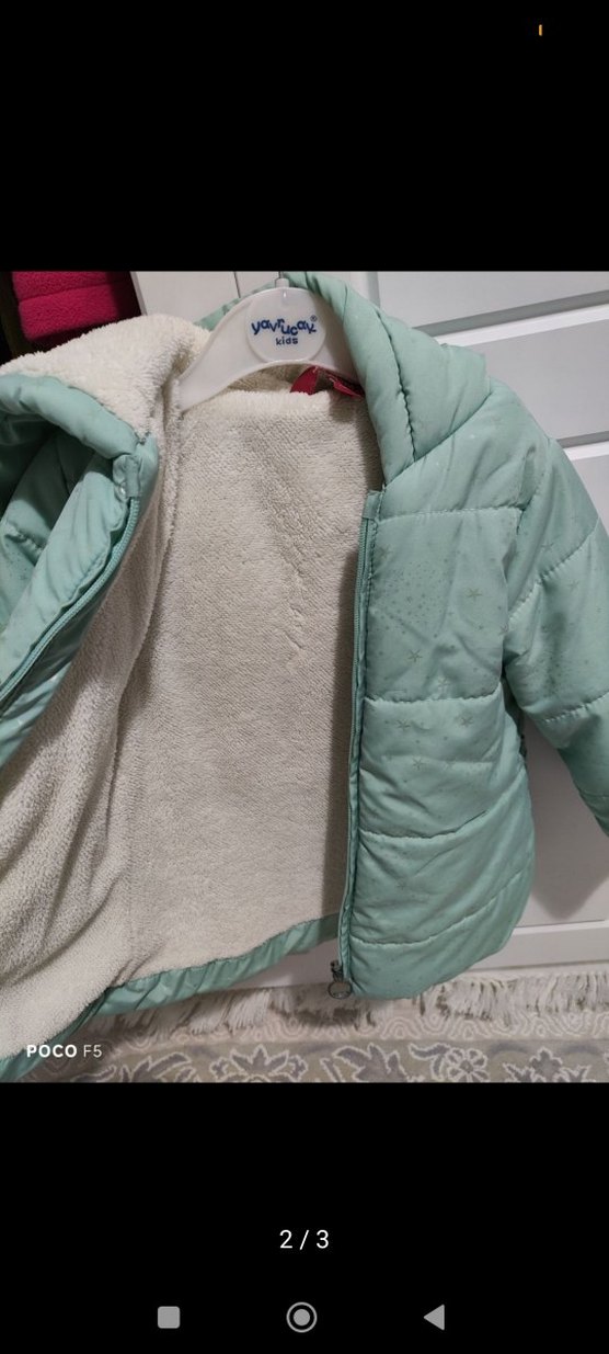 Kız Çocuk Yeşil Peluş Kapüşonlu Mont - Görsel 2