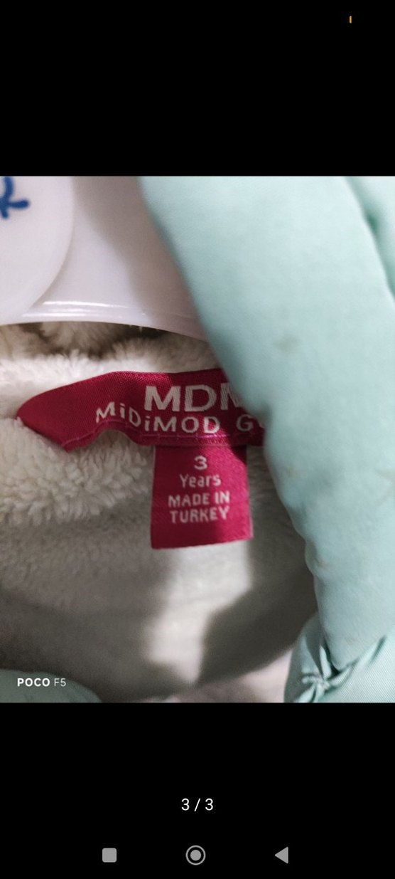 Kız Çocuk Yeşil Peluş Kapüşonlu Mont - Görsel 3